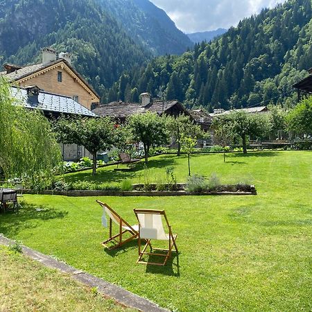 L'Aria Di Casa Bed and Breakfast Alagna Valsesia Εξωτερικό φωτογραφία