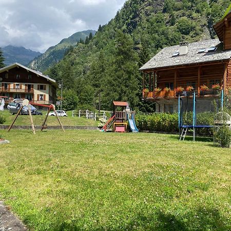 L'Aria Di Casa Bed and Breakfast Alagna Valsesia Εξωτερικό φωτογραφία