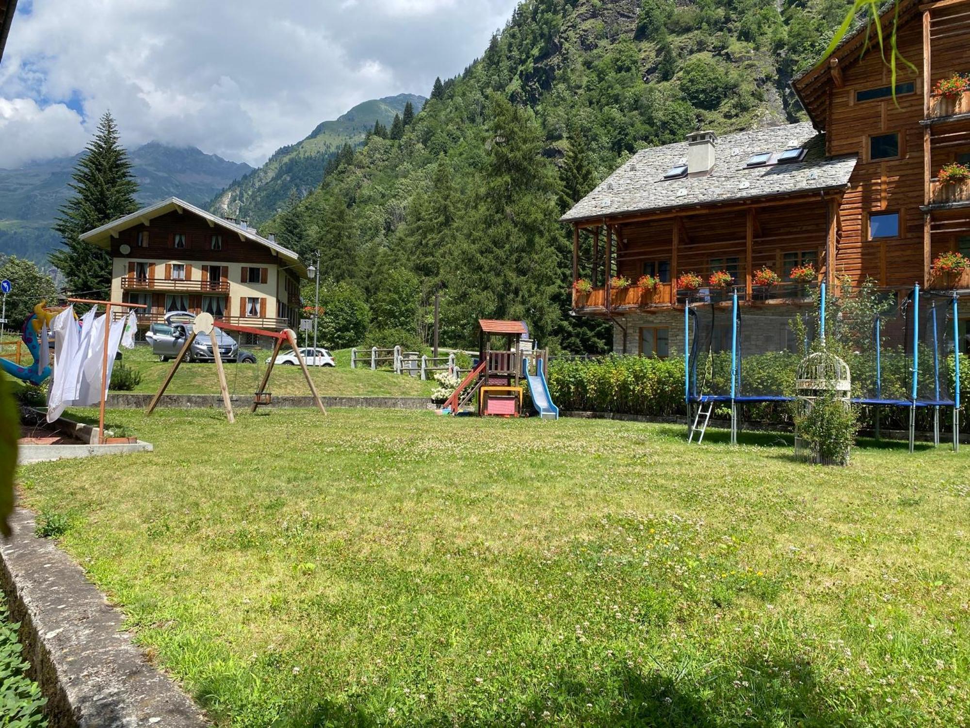 L'Aria Di Casa Bed and Breakfast Alagna Valsesia Εξωτερικό φωτογραφία