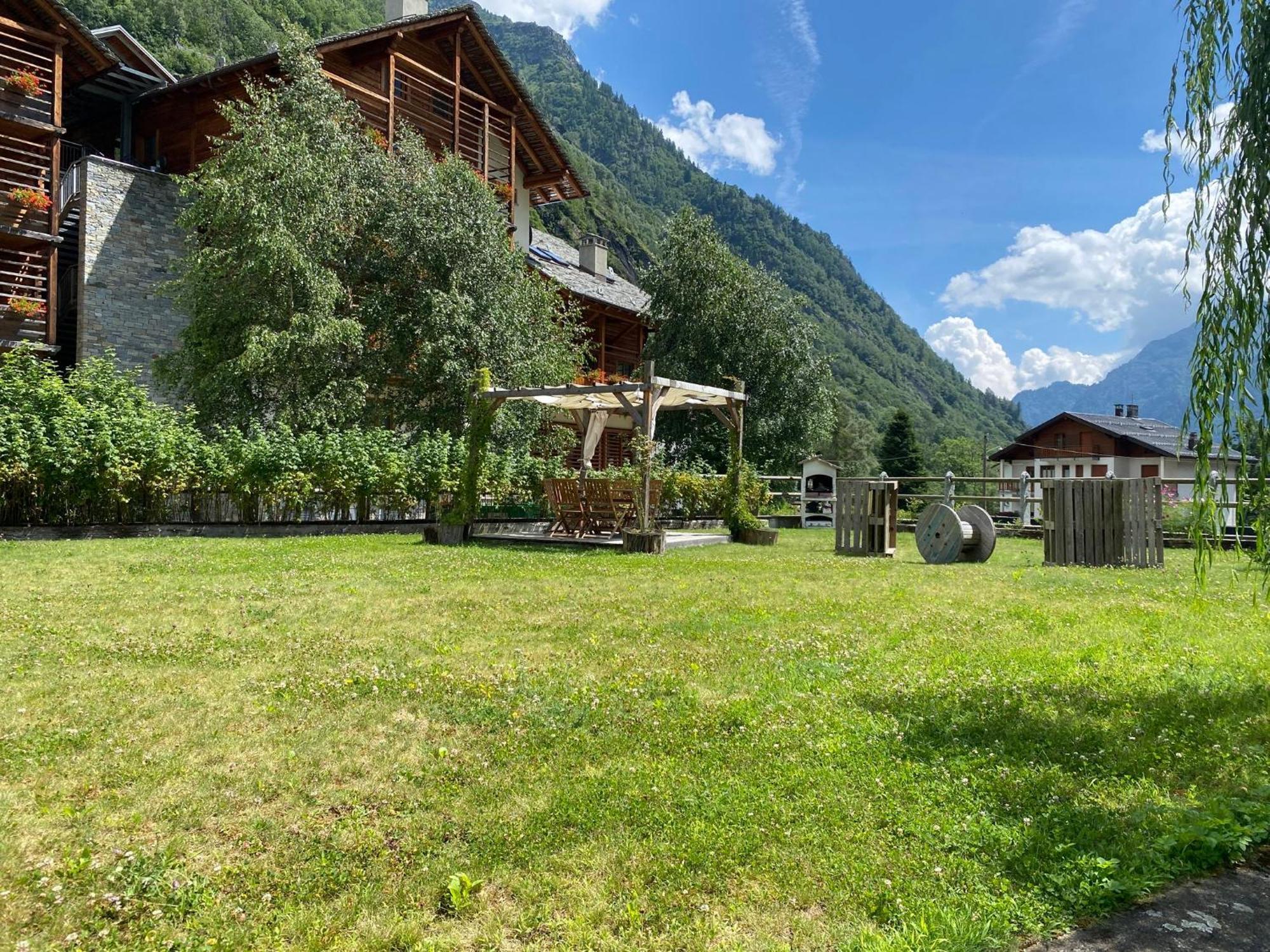 L'Aria Di Casa Bed and Breakfast Alagna Valsesia Εξωτερικό φωτογραφία
