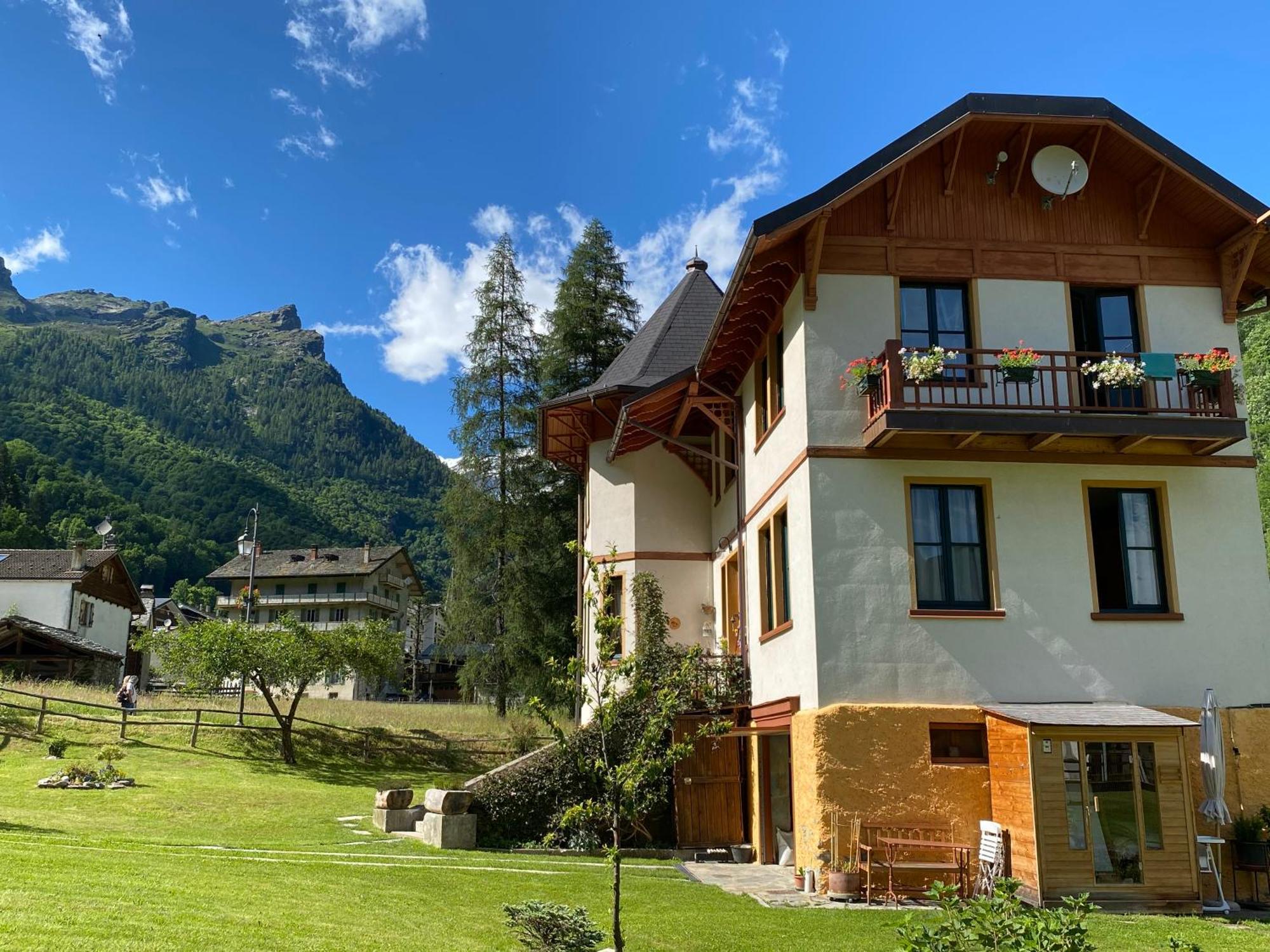 L'Aria Di Casa Bed and Breakfast Alagna Valsesia Εξωτερικό φωτογραφία